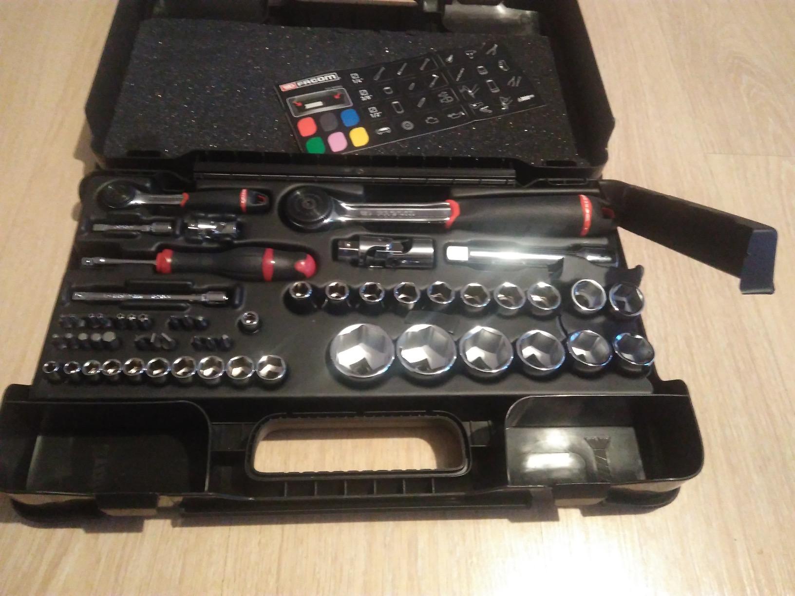 Très bon coffret, un peu cher sans promo