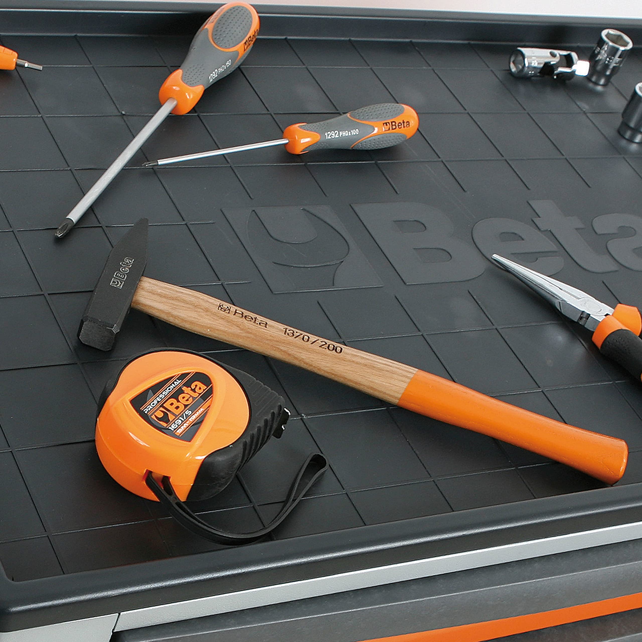 beta-c24s-8-g-servante-mobile-d-atelier-8-tiroirs-verrouillage-centralis-gris image 2